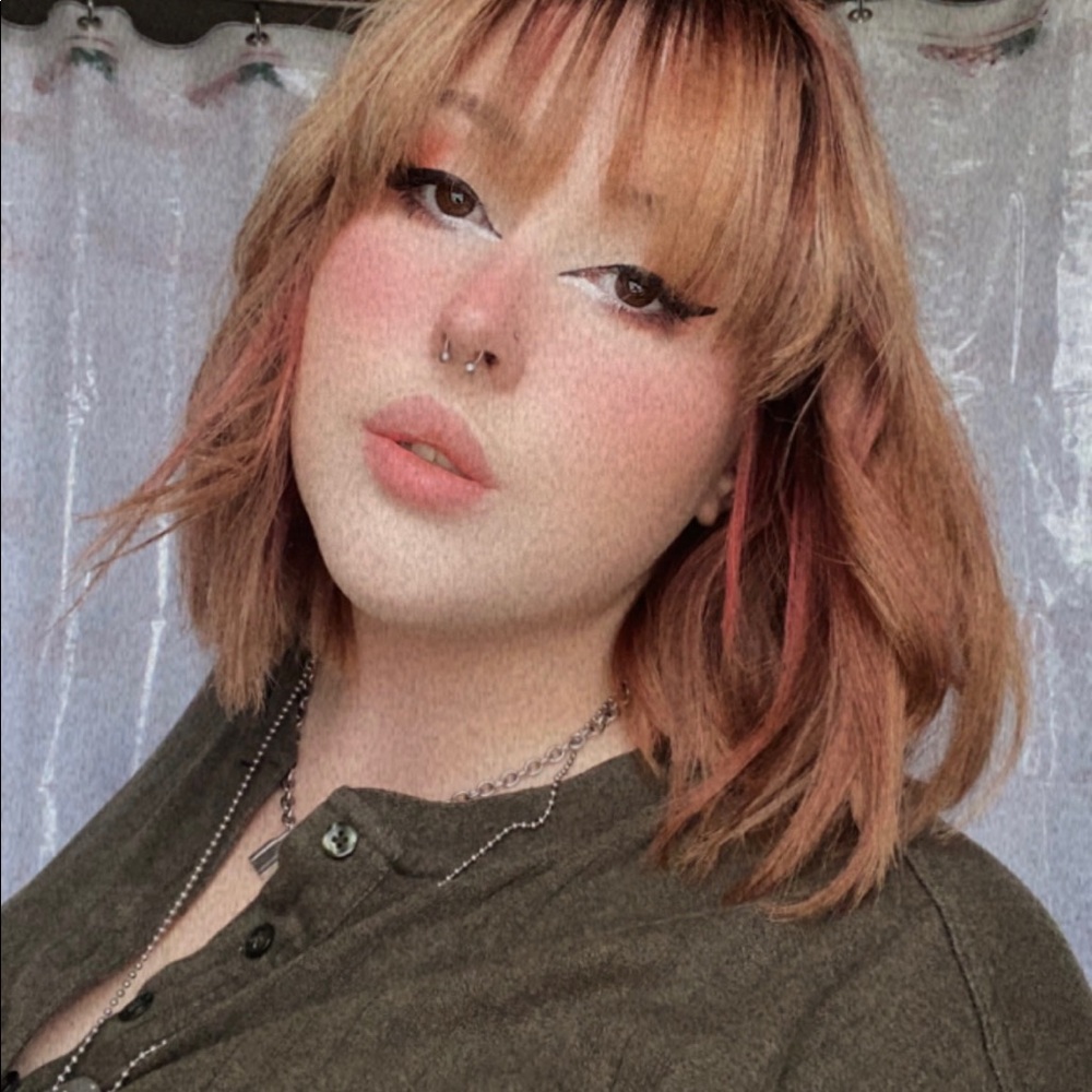 Meet your Posher, Lilly